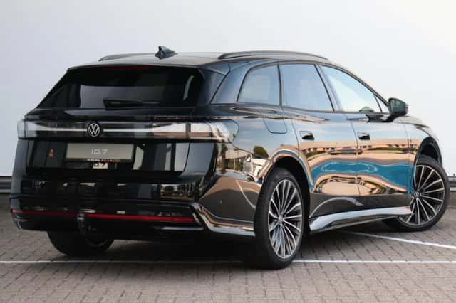 Volkswagen ID.7 (2026) thumbnail 4