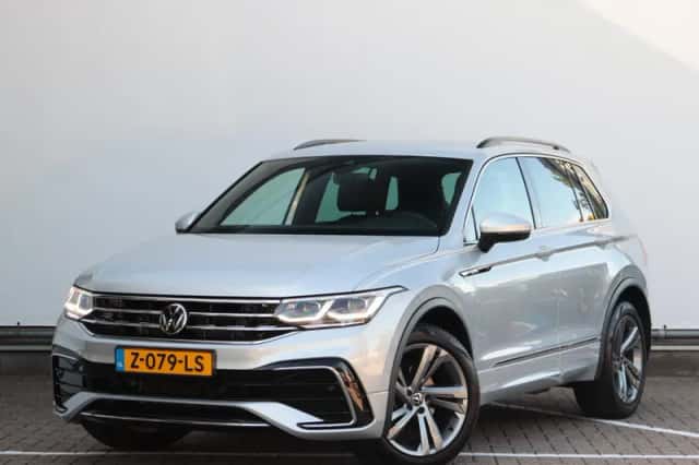 Volkswagen Tiguan (2024) thumbnail 1
