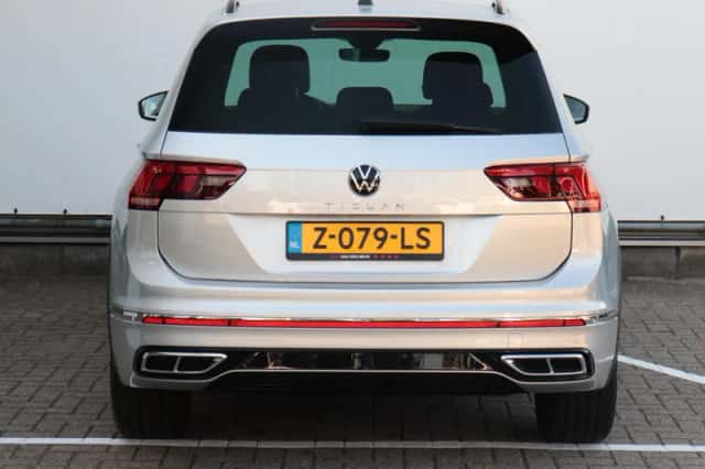 Volkswagen Tiguan (2024) thumbnail 6