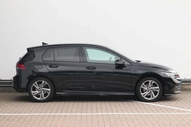 Volkswagen Golf (2021) thumbnail 3