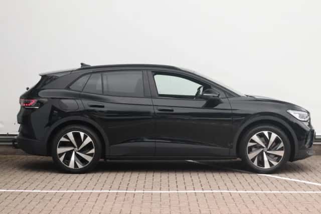 Volkswagen ID.4 (2025) thumbnail 2