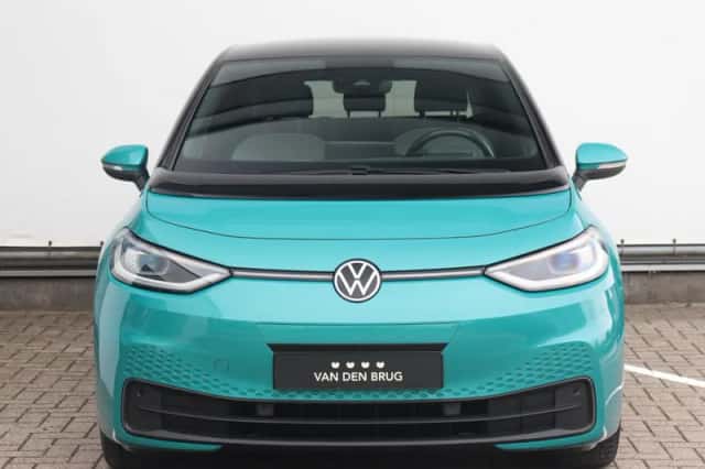 Volkswagen ID.3 (2021) thumbnail 2