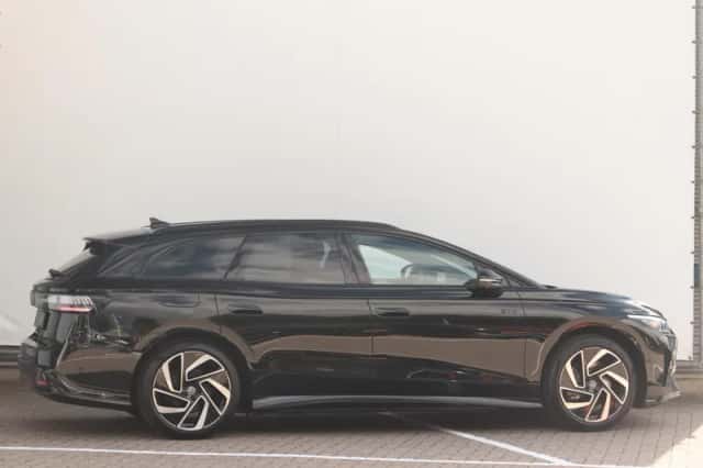 Volkswagen ID.7 (2025) thumbnail 4