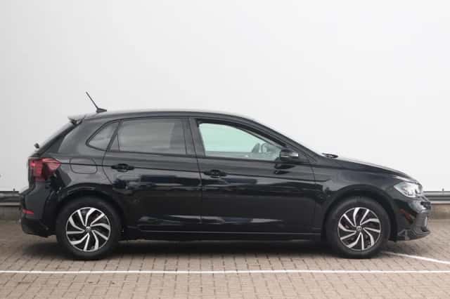 Volkswagen Polo (2022) thumbnail 3