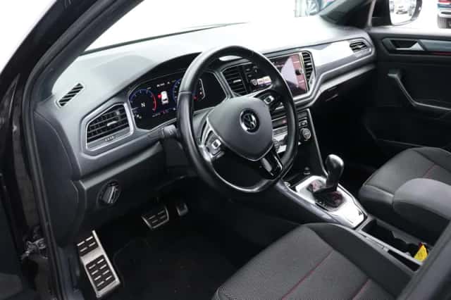 Volkswagen T-Roc (2021) thumbnail 6