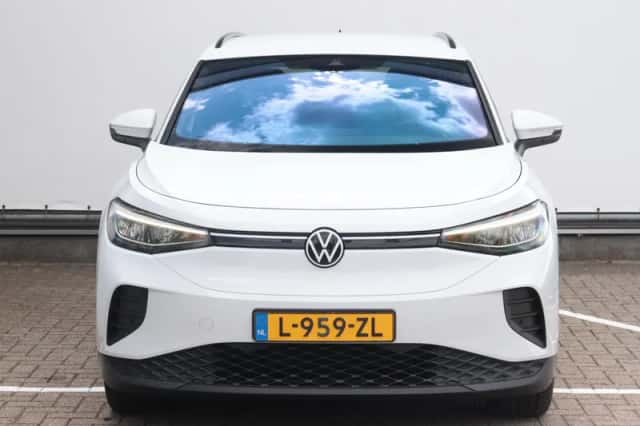 Volkswagen ID.4 (2021) thumbnail 2
