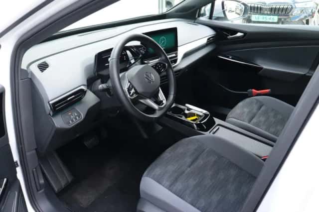 Volkswagen ID.4 (2021) thumbnail 6