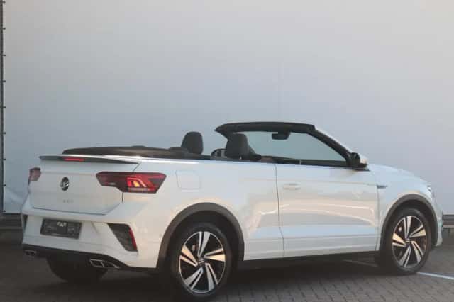 Volkswagen T-Roc (2022) thumbnail 3