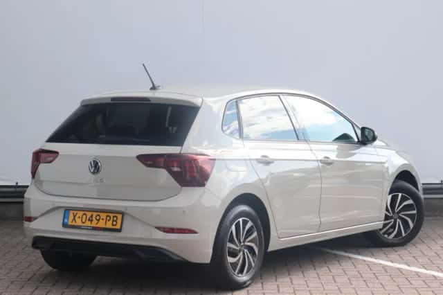 Volkswagen Polo (2024) thumbnail 4