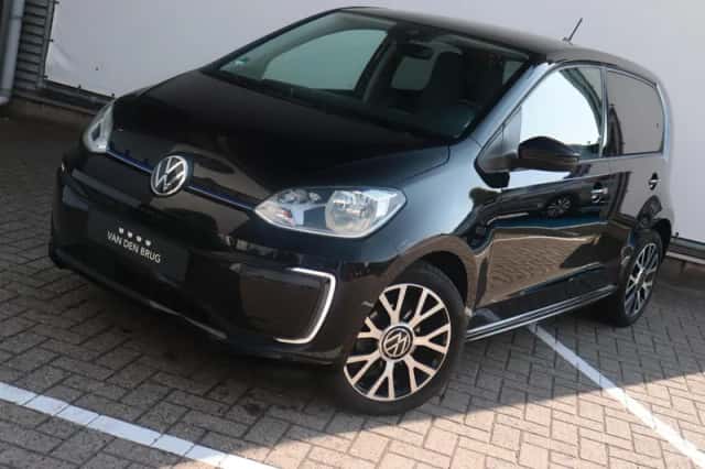Volkswagen E-up! (2022) thumbnail 2