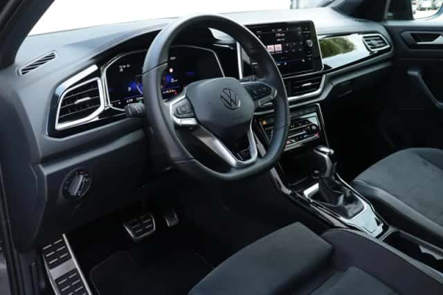 Volkswagen T-Roc (2025) thumbnail 6