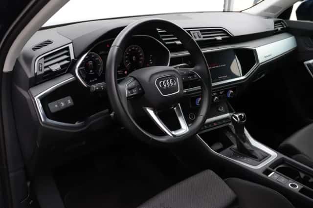 Audi Q3 (2022) thumbnail 6