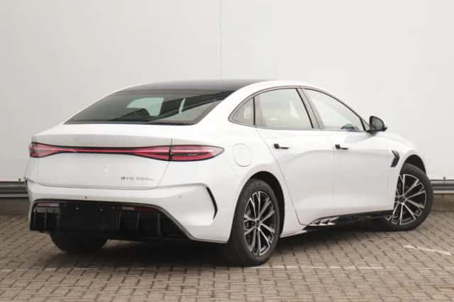 BYD Seal (2026) thumbnail 4