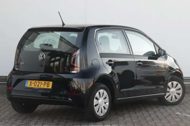 Volkswagen Up! (2024) thumbnail 5