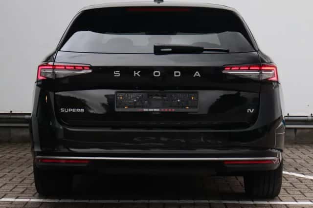Škoda Superb (2025) thumbnail 4
