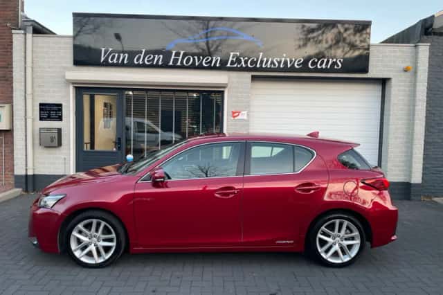 Lexus CT (2018) thumbnail 5