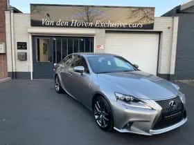 Lexus IS (2013) thumbnail 3