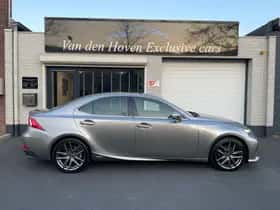 Lexus IS (2013) thumbnail 4