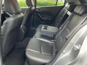 Mazda 3 (2013) thumbnail 16