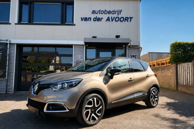 Renault Captur (2014) thumbnail 1