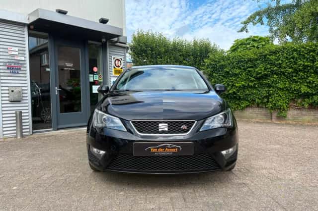 SEAT Ibiza (2017) thumbnail 2