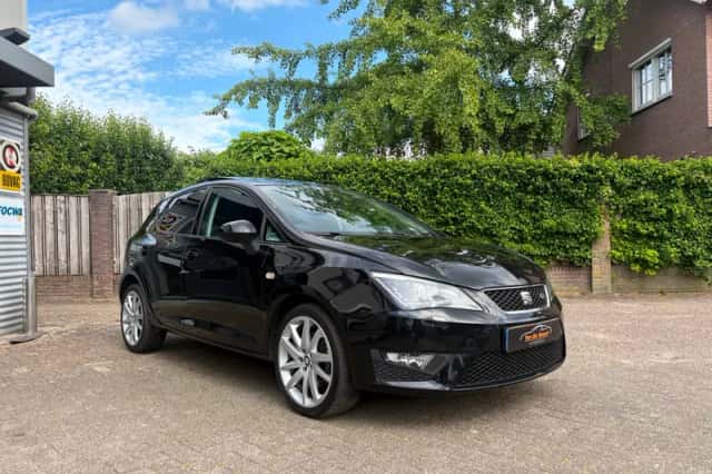 SEAT Ibiza (2017) thumbnail 4