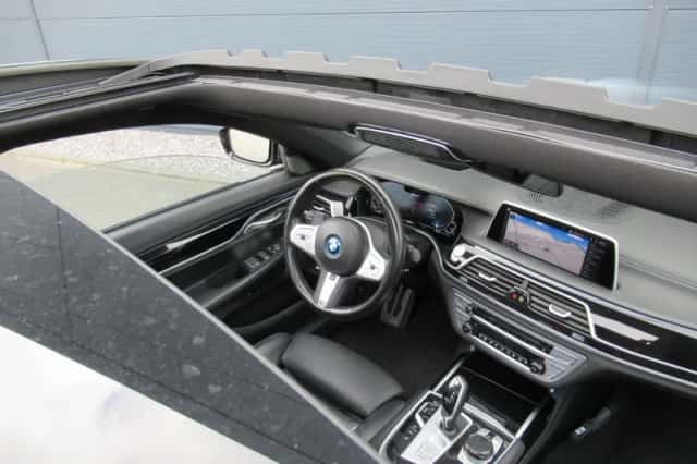 BMW 7-Serie (2022) thumbnail 4