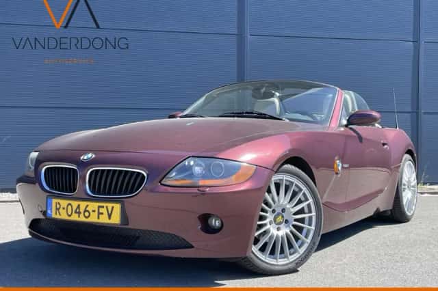 BMW Z4 (2003) thumbnail 2