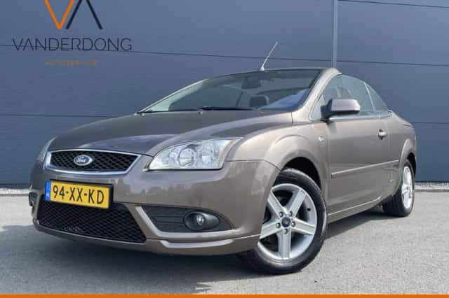 Ford Focus (2007) thumbnail 2