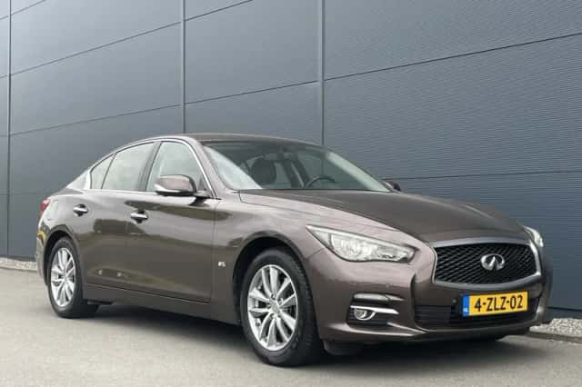 Infiniti Q50 (2015) thumbnail 6