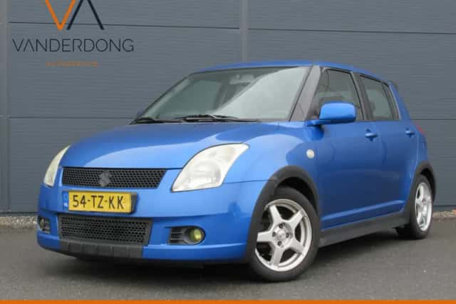 Suzuki Swift (2007) thumbnail 2