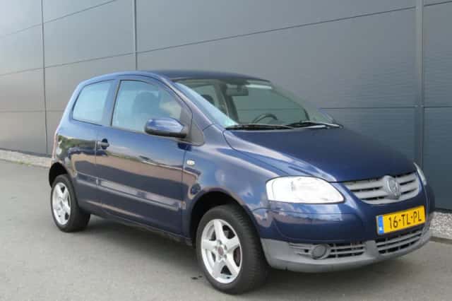 Volkswagen Fox (2007) thumbnail 4