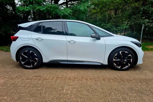 CUPRA Born (2024) thumbnail 2