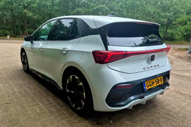 CUPRA Born (2024) thumbnail 4