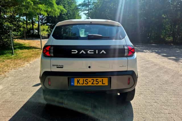 Dacia Spring (2025) thumbnail 3