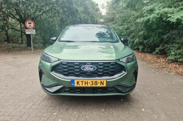 Ford Kuga (2026) thumbnail 5