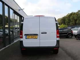 Mercedes-Benz Vito (2016) thumbnail 2