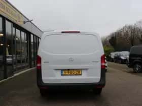 Mercedes-Benz Vito (2019) thumbnail 2
