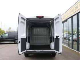 Peugeot Boxer (2021) thumbnail 18