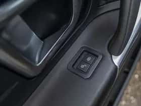 Land Rover Discovery Sport (2016) thumbnail 20
