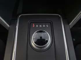 Land Rover Discovery Sport (2016) thumbnail 22