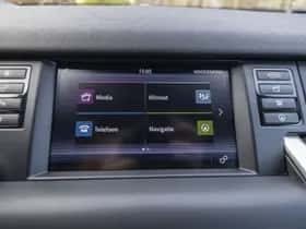 Land Rover Discovery Sport (2016) thumbnail 33