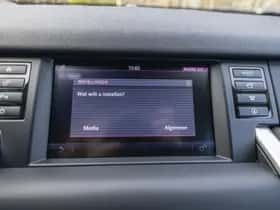 Land Rover Discovery Sport (2016) thumbnail 35