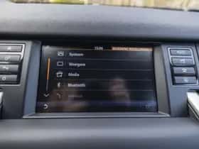 Land Rover Discovery Sport (2016) thumbnail 36