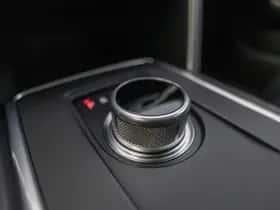 Land Rover Discovery Sport (2016) thumbnail 53