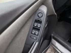 Citroën Grand C4 Picasso (2016) thumbnail 22