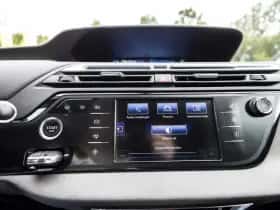 Citroën Grand C4 Picasso (2016) thumbnail 36