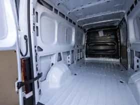 Nissan Interstar (2024) thumbnail 14