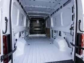 Nissan Interstar (2024) thumbnail 15