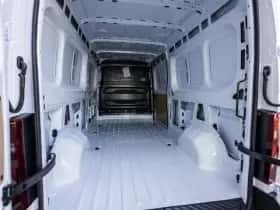 Nissan Interstar (2024) thumbnail 16